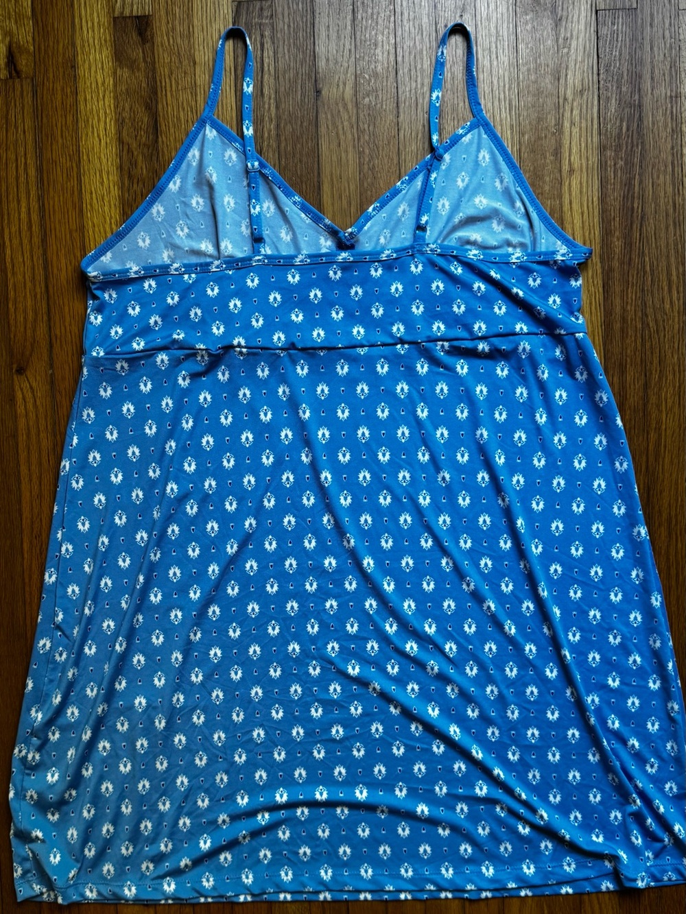 La Vie En Rose Light Blue Floral Camisole - Picture 4 of 4